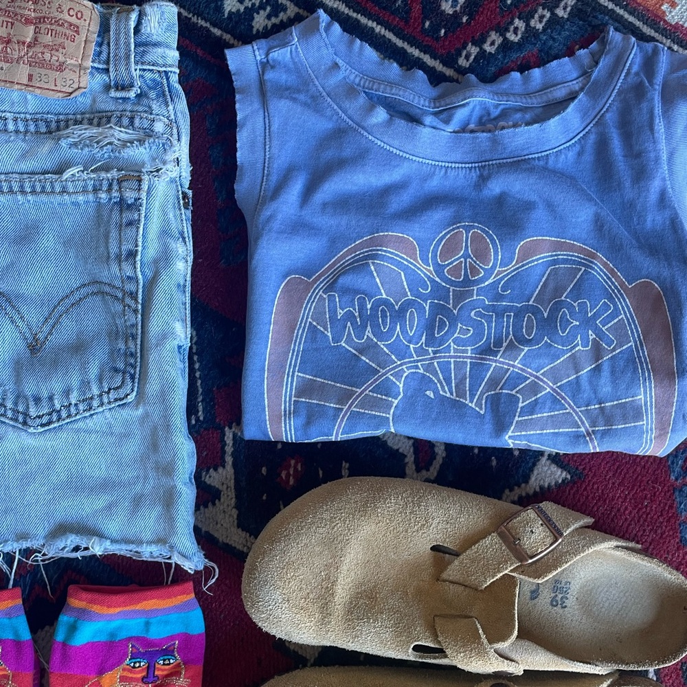 Lucky Brand Woodstock graphic cropped tank